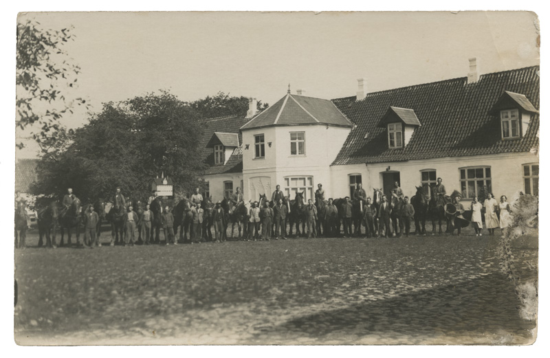 Dybvadgaard, omkring 1945 Dybvadgaard, omkring 1945